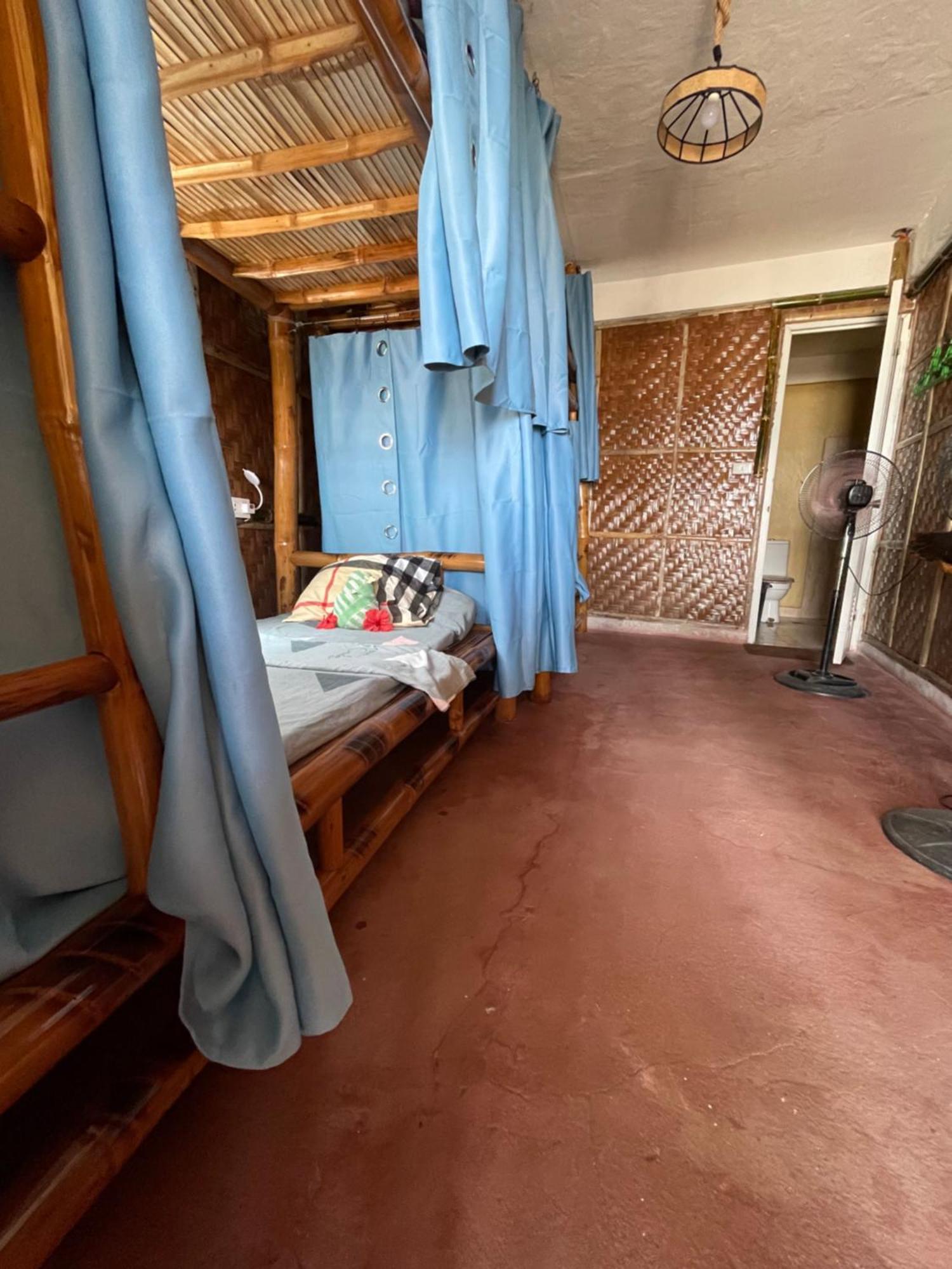 Voodoo House Bed & Breakfast Lalao Bagian luar foto