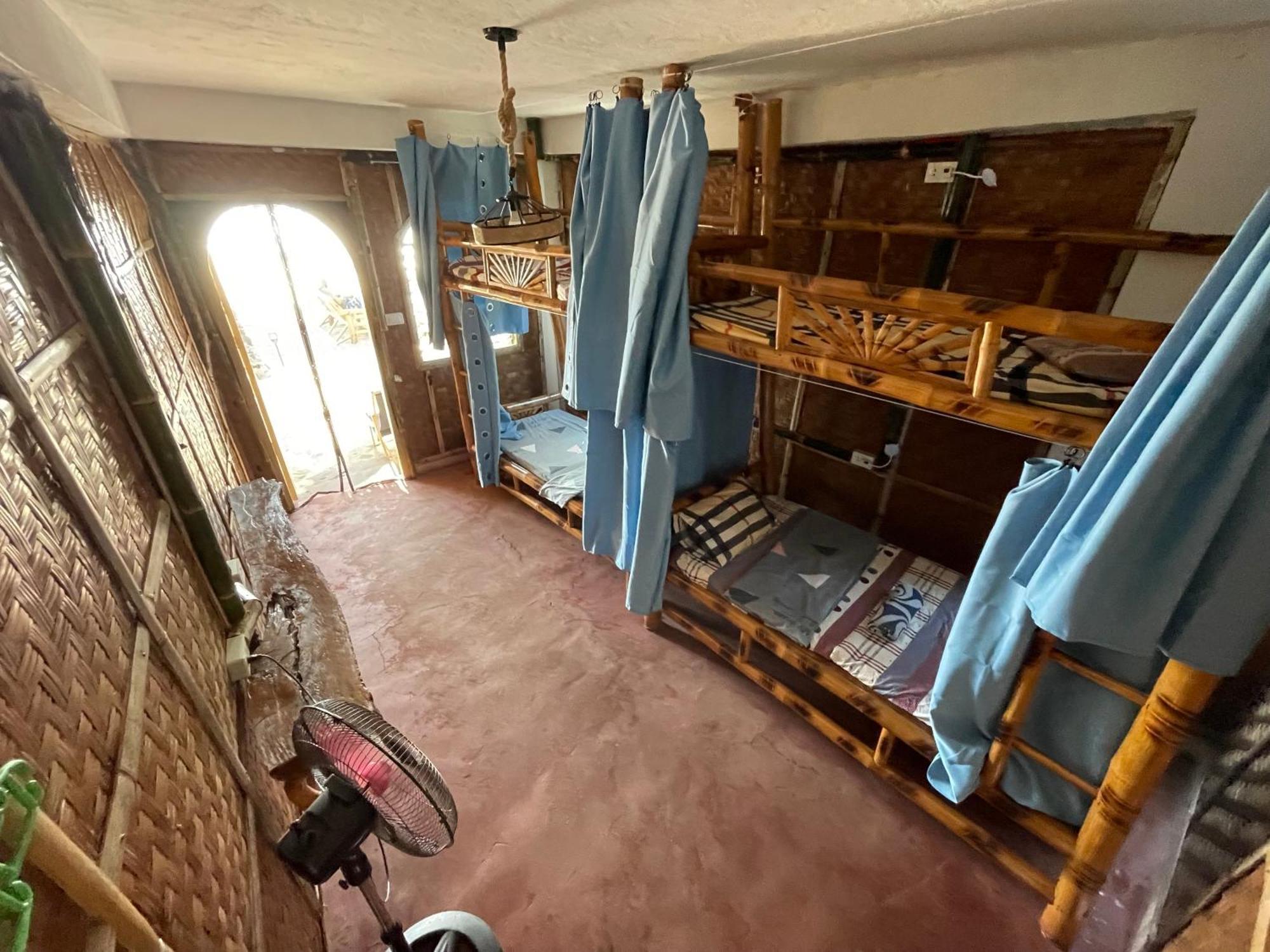 Voodoo House Bed & Breakfast Lalao Bagian luar foto