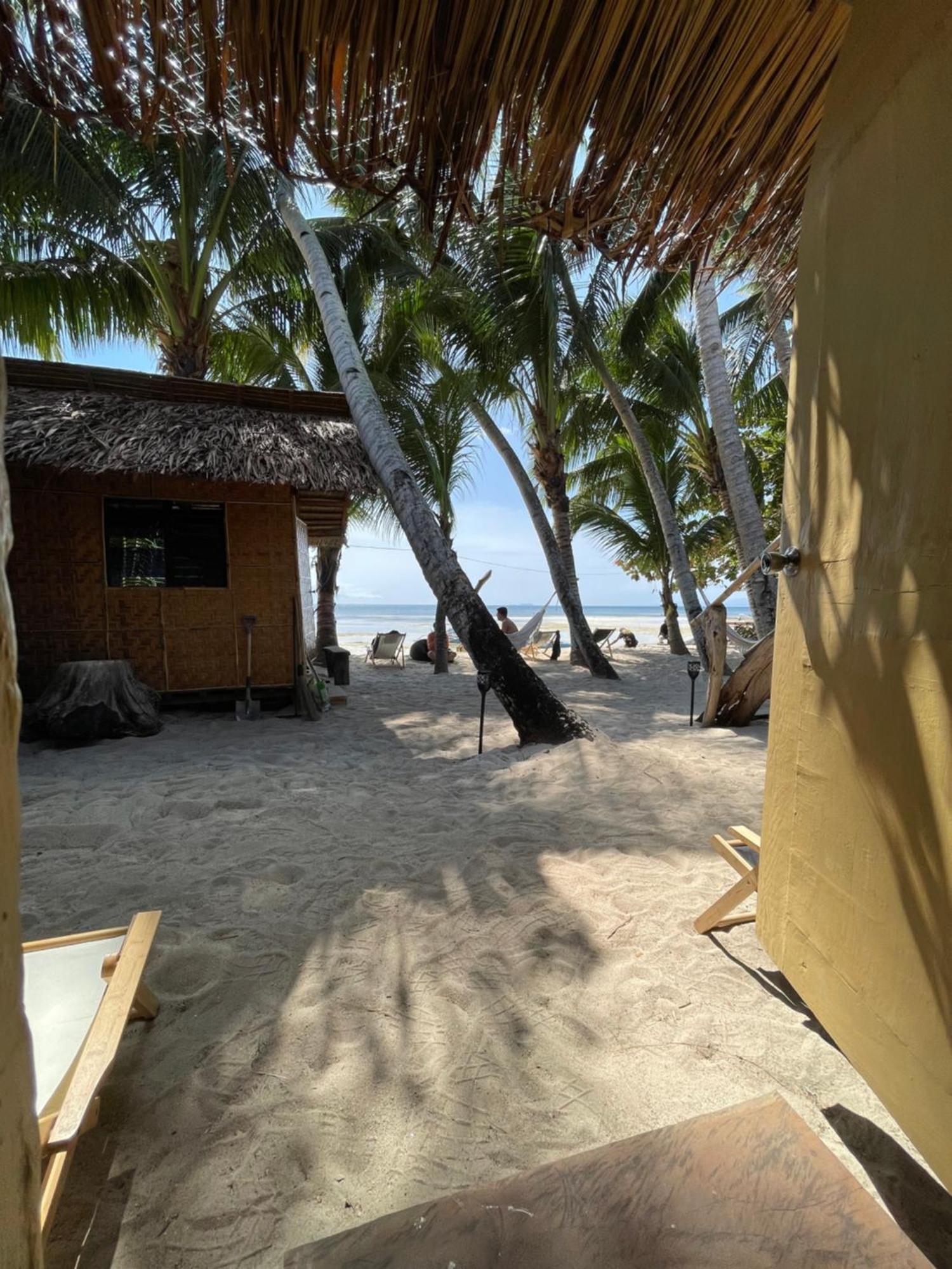 Voodoo House Bed & Breakfast Lalao Bagian luar foto